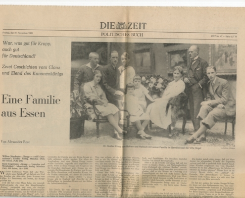 Zeit“ vom 21. November 1969 mit der Überschrift „Eine Familie aus Essen“ und einem Schwarzweißfoto der Familie Krupp, der Baum als Recherchematerial diente